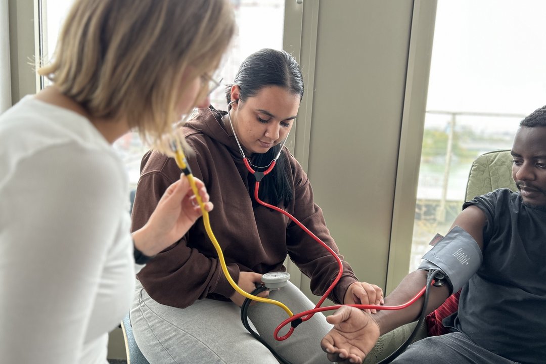 Alle Auszubildenden der Alexianer können beim "offenen Angebot" das Simulationsangebot in unserer Zentralschule für Gesundheit und Soziales nutzen.