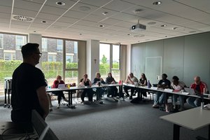 In unserem Alexianer-Bildungszentrum ist ein neuer Weiterbildungskurs „Praxisanleitung für Pflegeberufe“ an den Start gegangen.